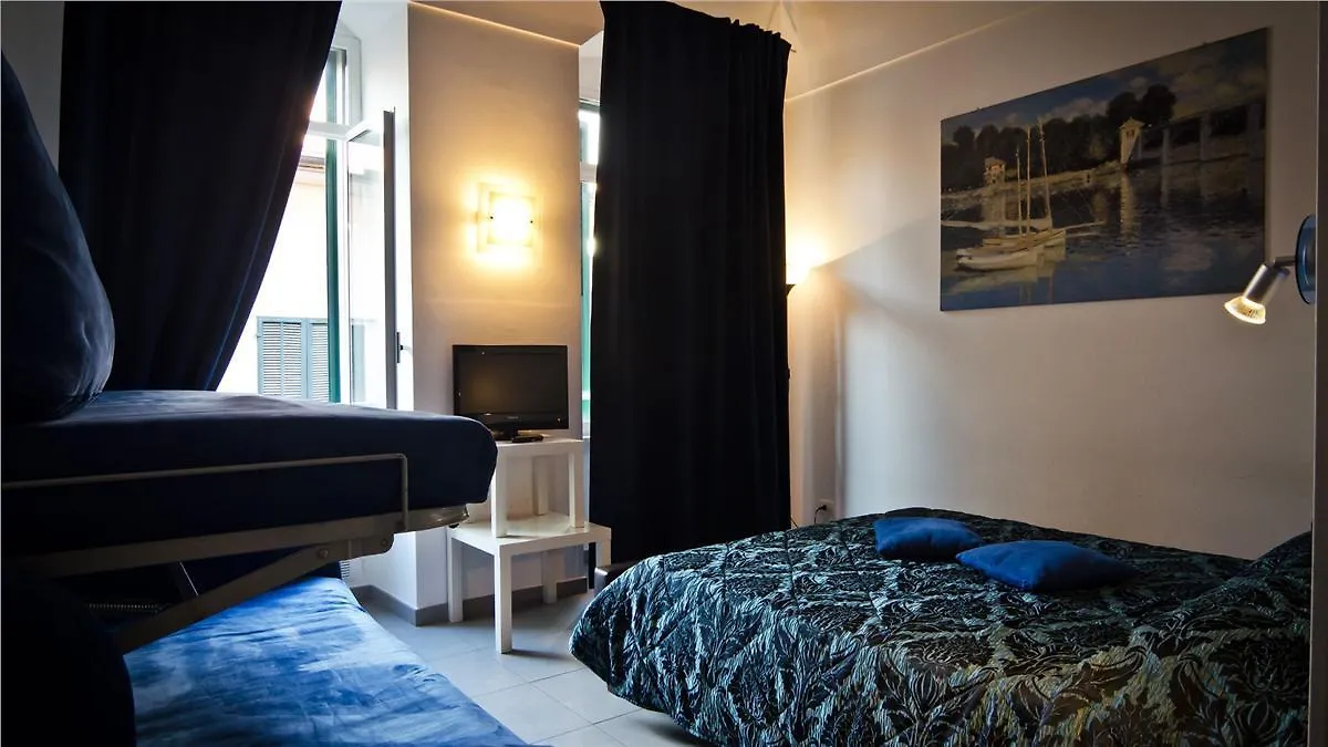 Hotel Londrino Sanremo 2*,
