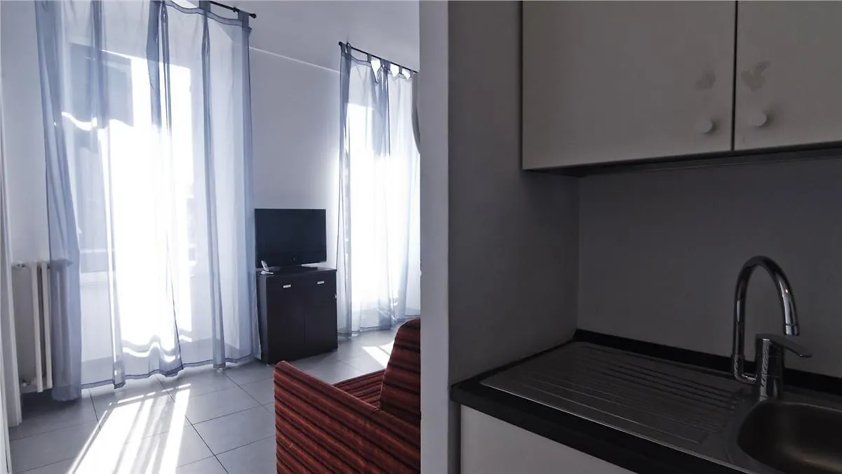 ** Affittacamere Hotel Londrino Sanremo Italia